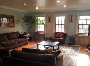152 Burns St, Flushing, NY 11375