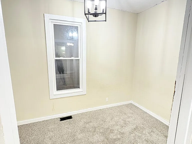 308 Bronson Ave — Photo 13