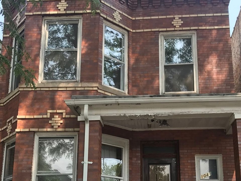 1st image of 1041 N Hamlin Ave #2