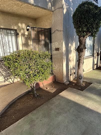 1st image of 1025 B Ave APT A