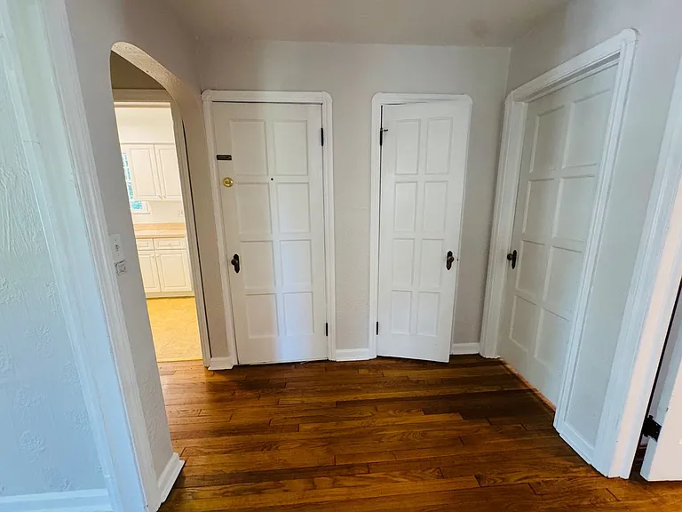 3679 Warren Road, Cleveland, OH 44111 — Photo 23