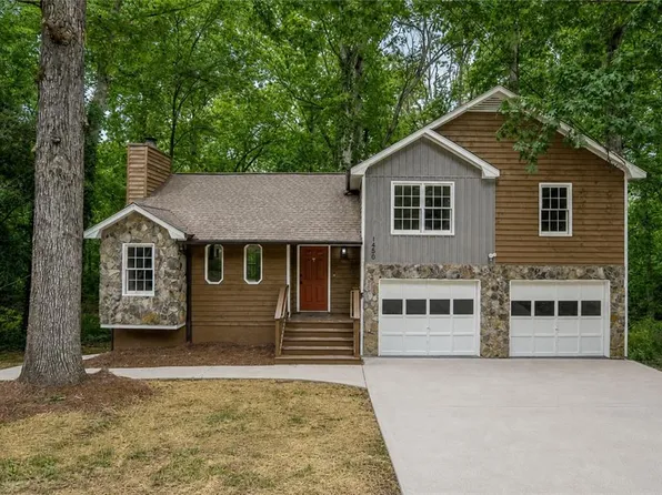 1450 Ashbrook Dr, Lawrenceville, GA 30043