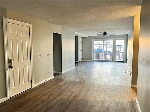 4th image of 346 Durfee St APT 3