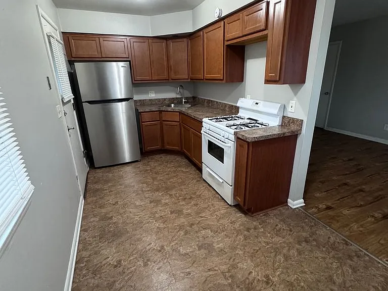 509 Three Mile Rd — Photo 1