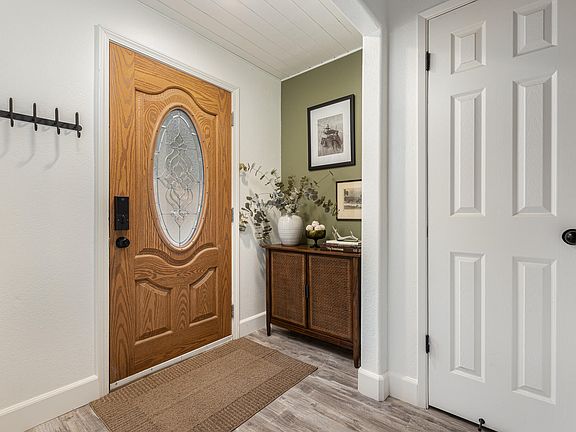 5th image of 44762 Hammond Drive