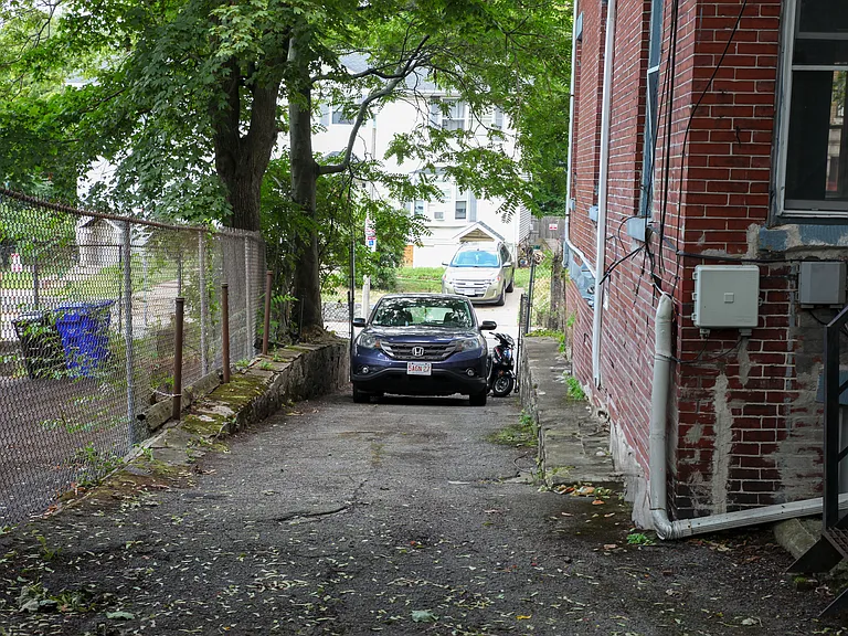43 Clifford St #1 — Photo 17