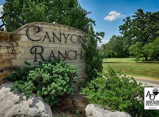Emerald Oaks Ct, Huntsville, TX 77320