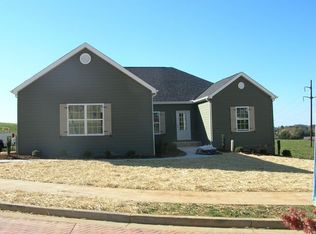 18 Azalea Rdg, Johnson City, TN 37601