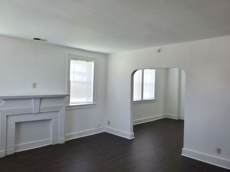 1st image of 9644 Sherwood Pl APT 2