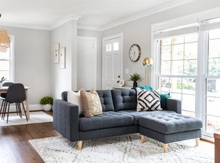 1652 Merry Oaks Rd, Charlotte, NC 28205