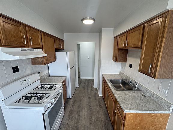 4th image of 495 Madison Ave APT 3B