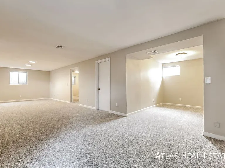 2252 S Memphis St — Photo 12