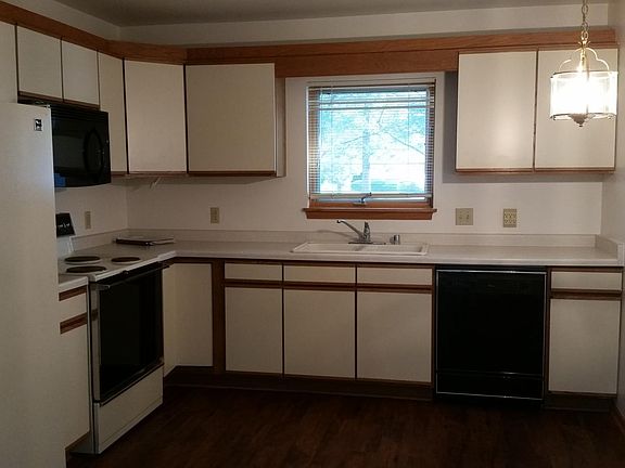 2nd image of 7002 W Sandpiper Ct #108