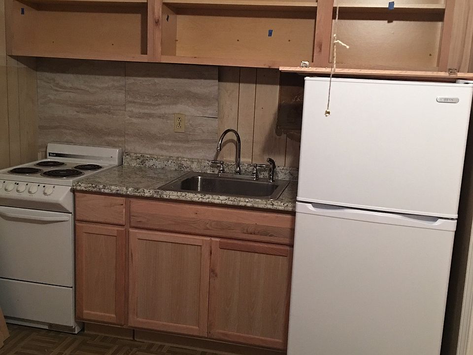 1st image of 30 Adkinson Dr