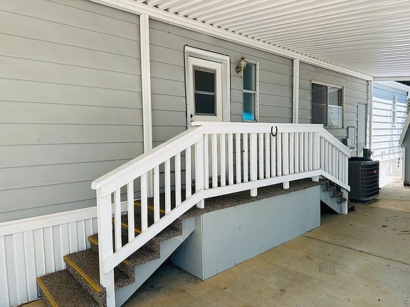 4th image of 10141 Hidden Springs Dr #223