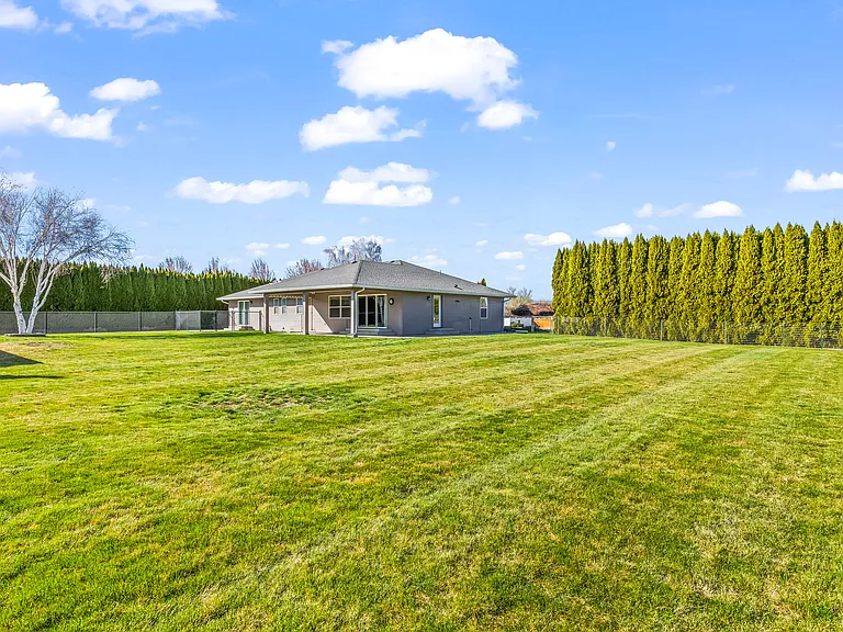 7700 Ryegrass Rd — Photo 44