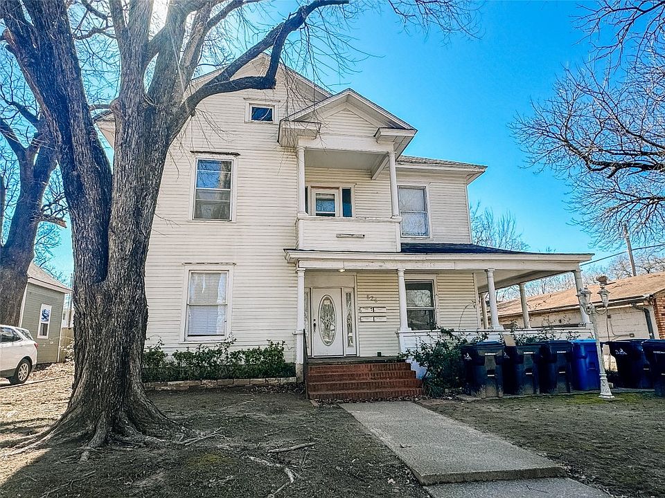1st image of 526 W Munson St
