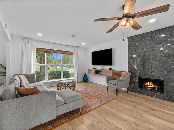 3rd image of 503 Alley Ct