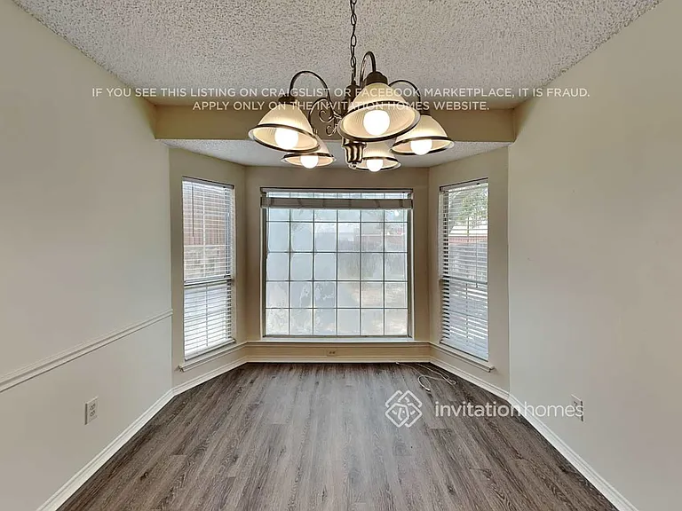 2107 Stonegate Dr — Photo 6