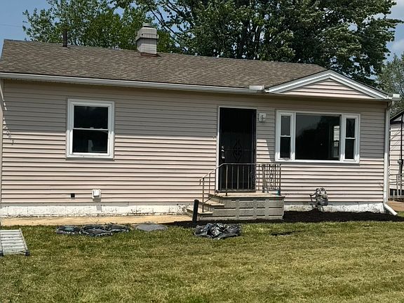 3rd image of 2643 McKinley St