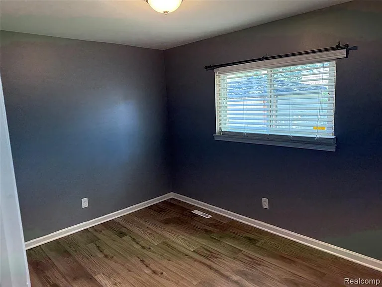 32246 Oakview Dr — Photo 15