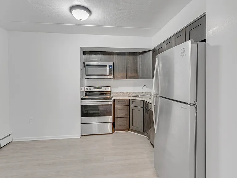 Glenmore Place — Photo 2