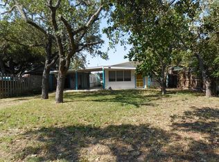 305 N 4th St, Fulton, TX 78358
