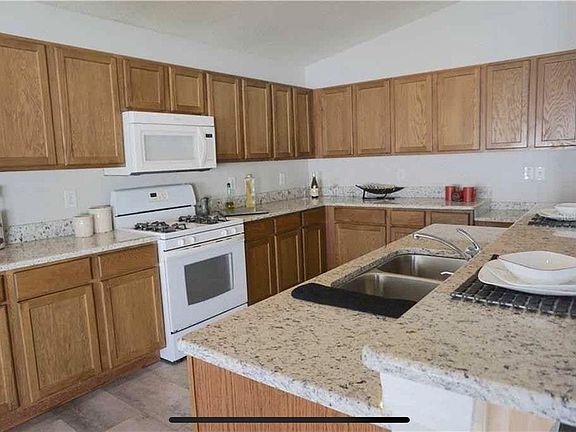 2nd image of 24825 Portofino Dr