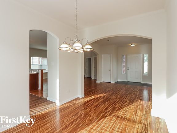 4th image of 13102 Kingston Point Ln