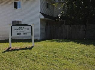 1406 N Saginaw St, Lapeer, MI 48446