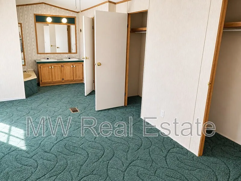 1 bed, 2.0 bath, 1000 sqft, $950 — Photo 4