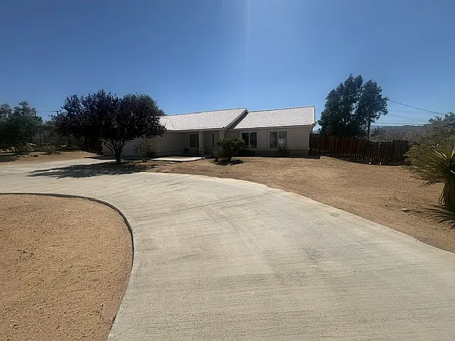 7364 Palomar Ave — Photo 8