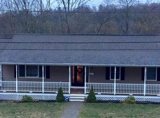 229 Pleasant St, Southbridge, MA 01550