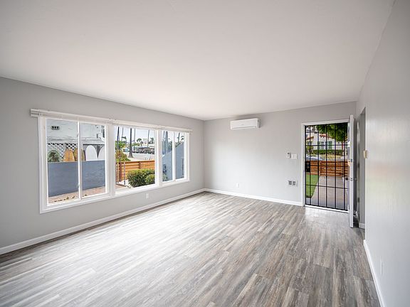 4th image of 4866 W Point Loma Blvd #4872