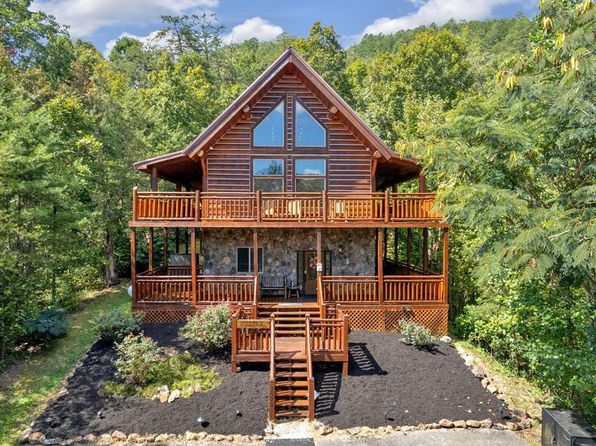 Log Cabin - Sevierville TN Real Estate - 28 Homes For Sale | Zillow