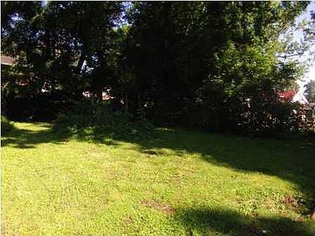 5th image of 230 Lakeview Dr