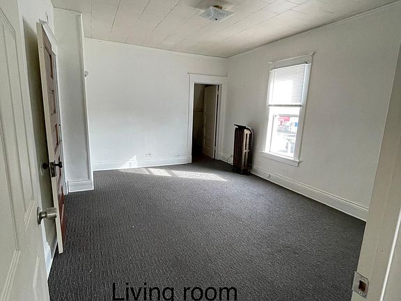 2nd image of 403 N Henry St #2