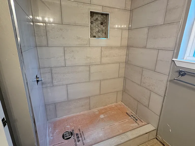 8304 Oxford Dr — Photo 13