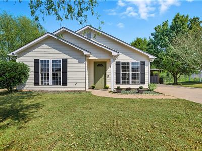 35 Farmbrook Dr, Fort Mitchell, AL, 36856