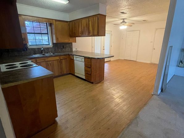 6801 Jacksonport Cv, Pine Bluff, AR 71603