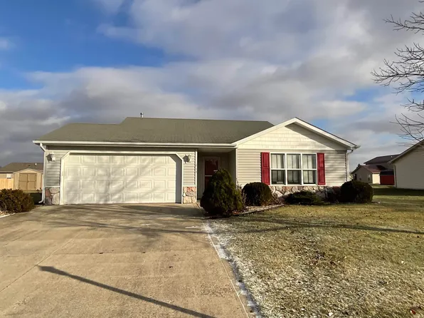 712 Prairie Ln, Ossian, IN 46777