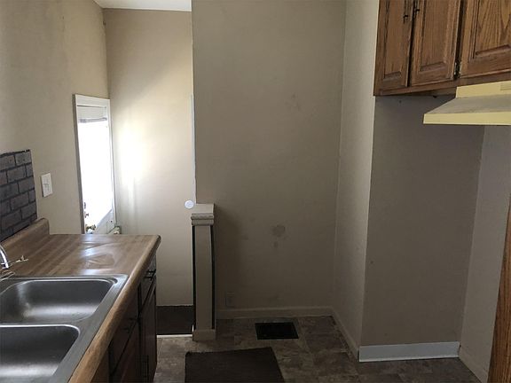 4th image of 2036 N Dequincy St