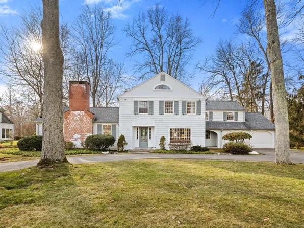 46 Banbury Lane, West Hartford, CT 06107