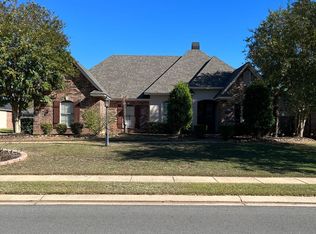 105 Horseguards Ave, Bossier City, LA 71111