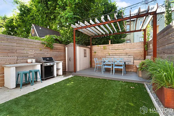 Rented by Halstead Real Estate | media 17