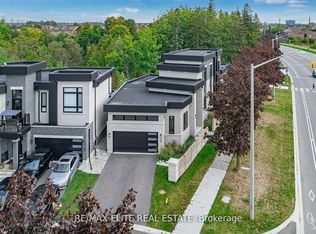 2 Tidmarsh Ln, Ajax, ON L1T4S1