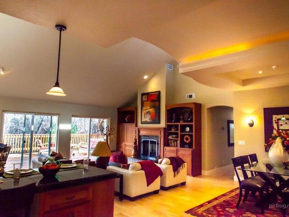 1st image of 17782 Foxtail Dr
