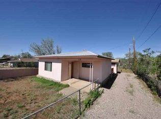 119 N East St, Santa Clara, NM 88026