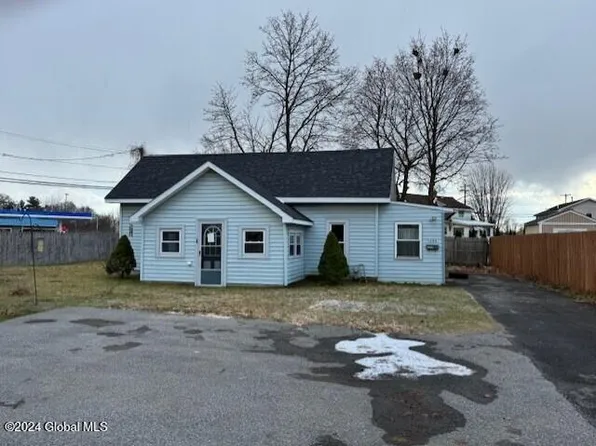 1204 Houlton Avenue, Rotterdam, NY 12303