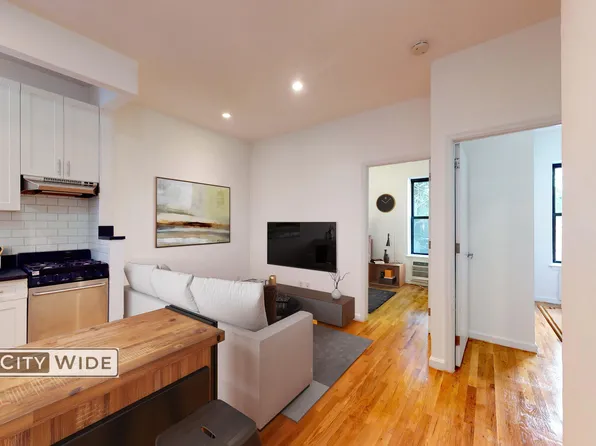 441 West 51st Street image 1 of 7